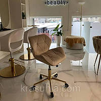 West beauty, Коломия 1