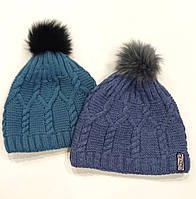 Шапка в'язана, з бубоном 2499