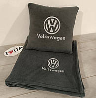 Автомобільний плед і подушка з вишивкою логотипу "Volkswagen"