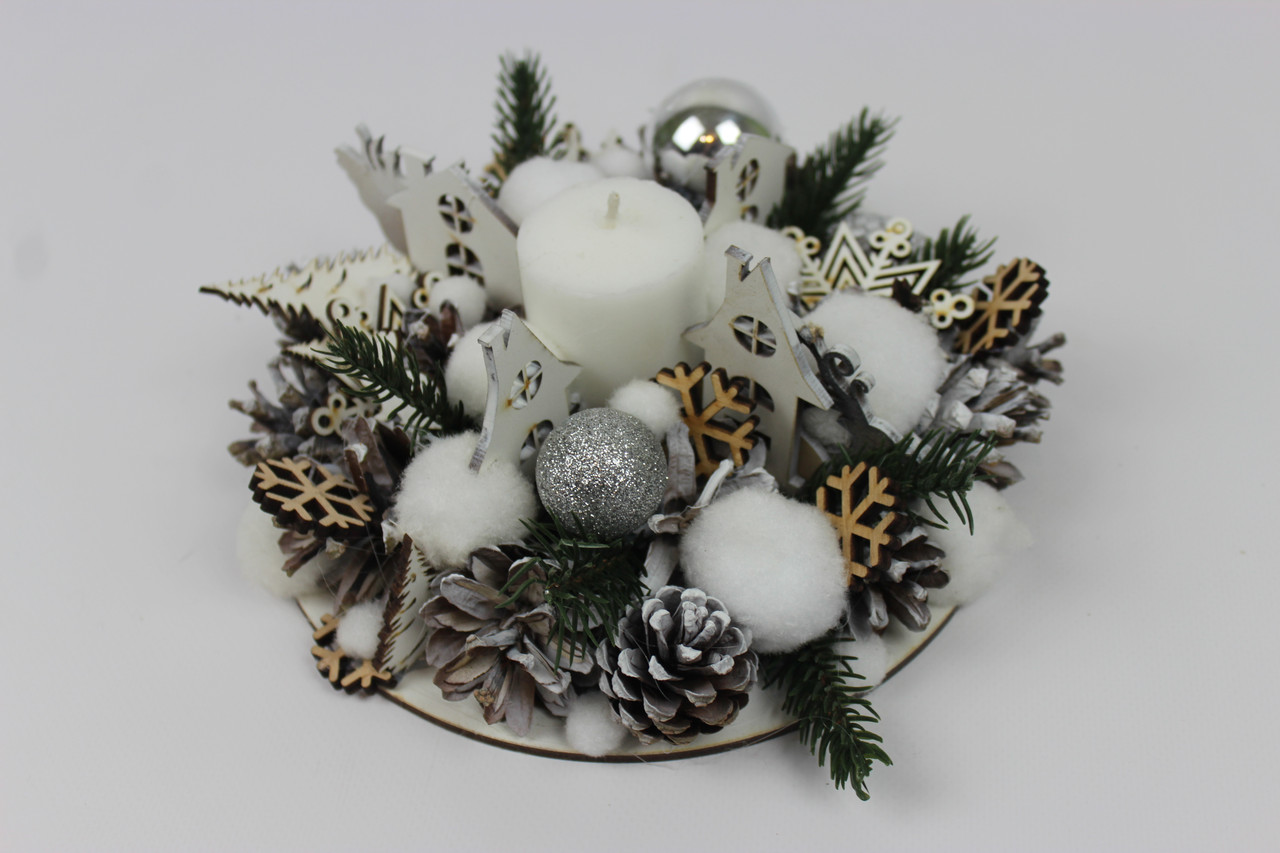 Подсвечники и новогодние венки Новогодние подсвечники на стол с декорированием в белом цвете - фото 6 - id-p2021633765