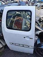 Дверь боковая сдвижная правая под стекло Renault Kangoo 2 08-21 7751478147 00493
