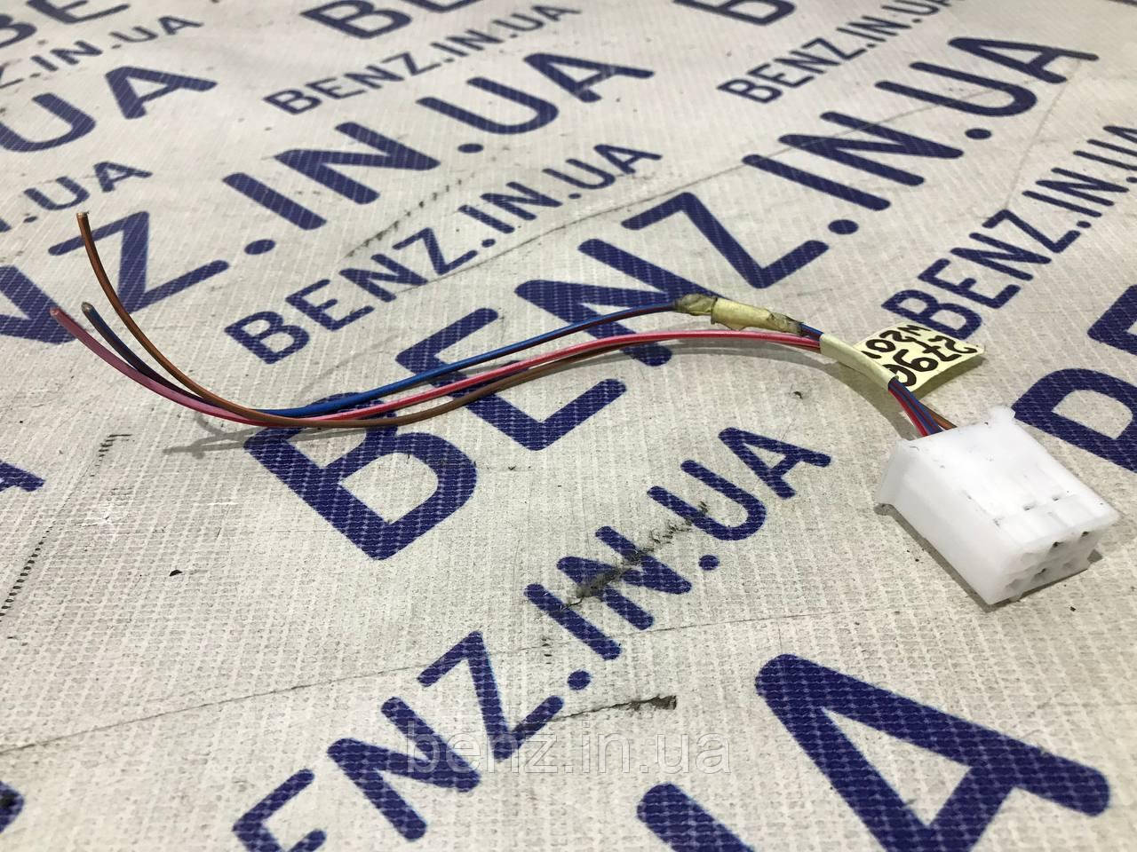 Роз'єм передніх правих дверей Mercedes W204, W212, C207, W164, W221 A2205456928, фото 1