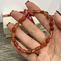 Браслет из натурального камня Сердолик природная форма бусин размером 4-8 мм - оригинальный подарок девушке