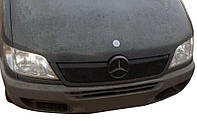 Зимняя накладка на решетку радиатора Mercedes Sprinter CDI 2002-2006 глянцевая Digital Designs