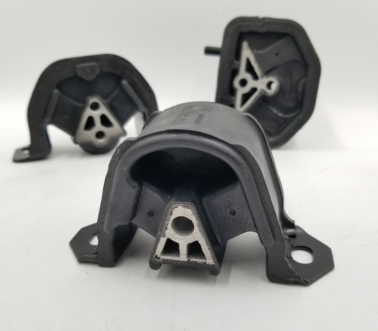 Подушки двигуна Ланос, Сенс, Нексія (комплект ліва+права+задня) FSO Польща