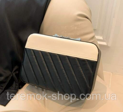 Шкатулка-органайзер для косметики 23х15х10 см, кейс шкірзам чорний на блискавці, каркасна косметичка середня
