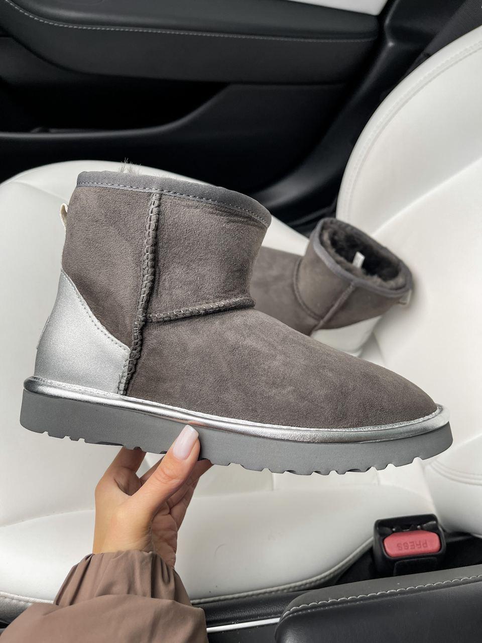 Сірі замшеві жіночі Уггі UGG MINI GREY CHROMIUM