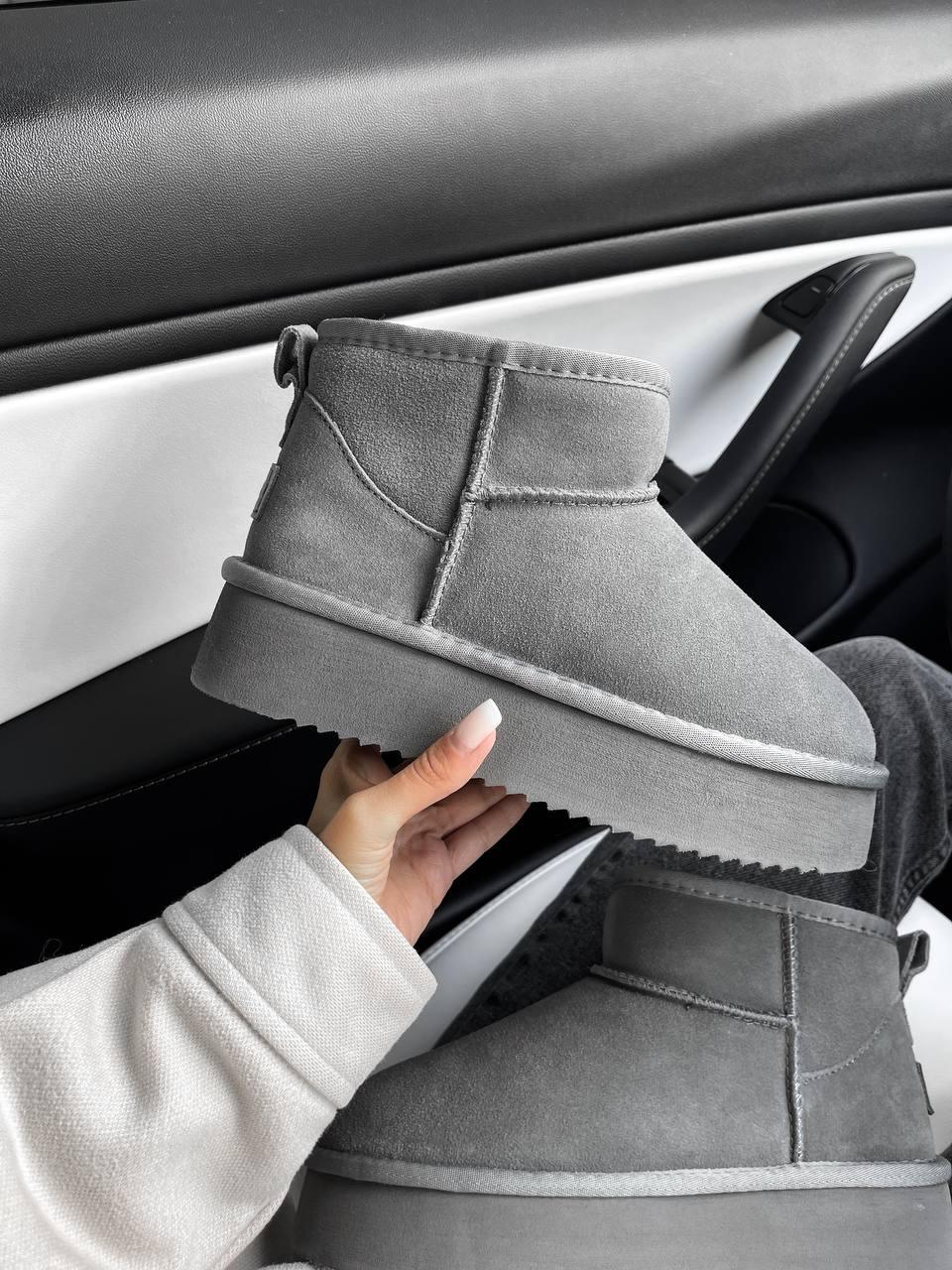 Сірі замшеві жіночі Уггі UGG Ultra Mini Platform Grey на платформі