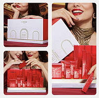 Адвент календар KIKO MILANO Holiday Première Advent Calendar