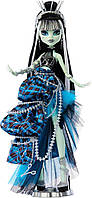 Кукла Монстер Хай коллекционная Фрэнки Штейн Monster High Stitched in Style Collector Frankie Stein Mattel