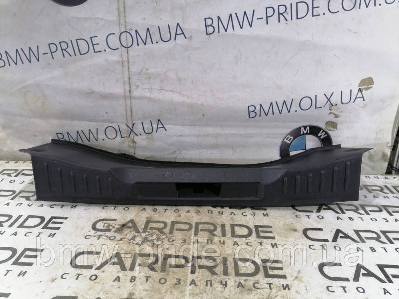 Накладка замка кришки багажника FORD Focus 3 1.0 2016 (б/у)