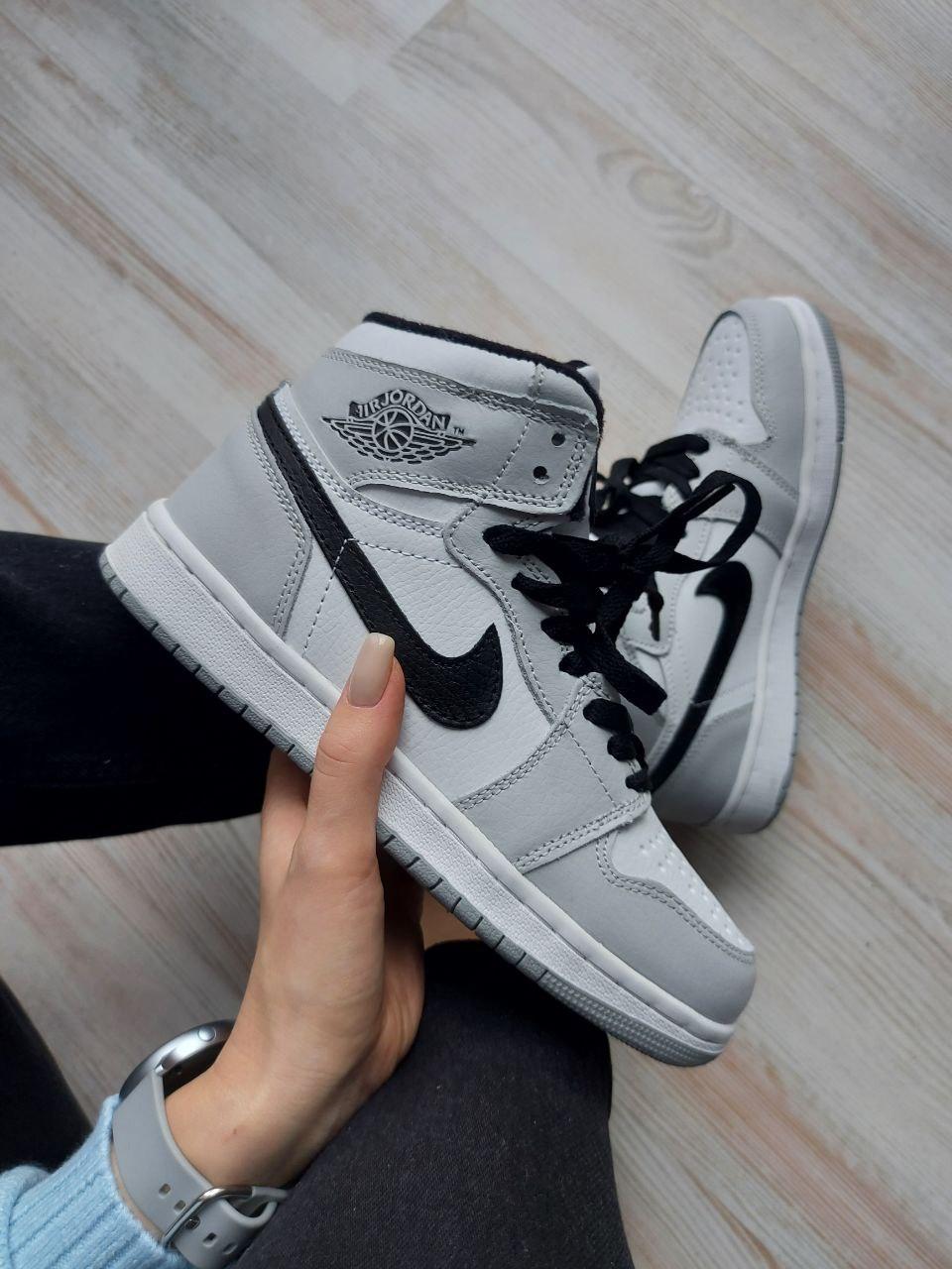 Кросівки зимові чоловічі Nike Air Jordan 1 сірі з хутром найк аїр джордан високі шкіряні повсякденні, фото 1