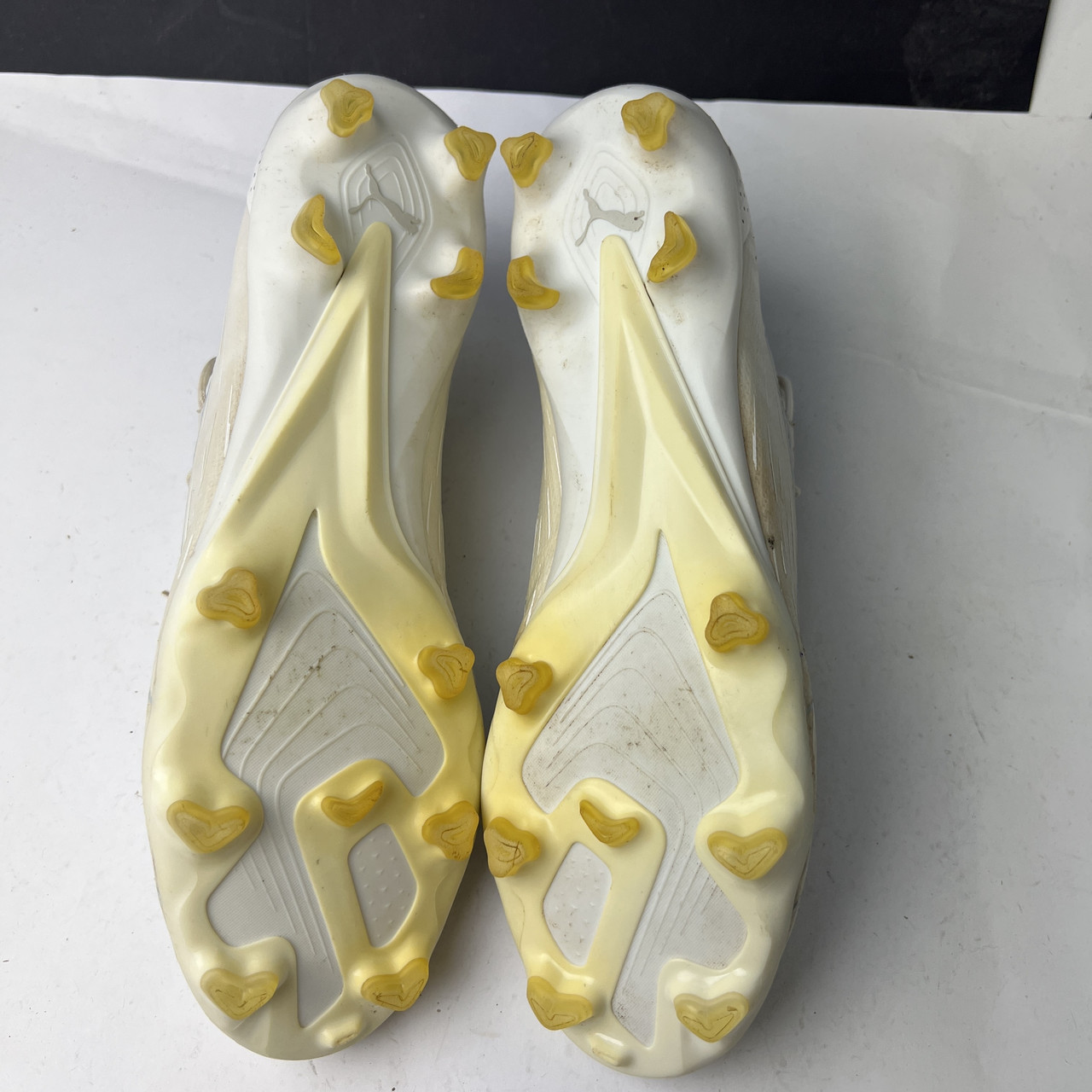 Puma football top boots under 2000