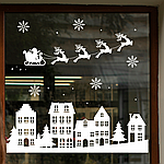 Новорічні наклейки Санта над засніженим містом (будиночки сніжинки сніг декор вікон) Набір S 47см матова Білий