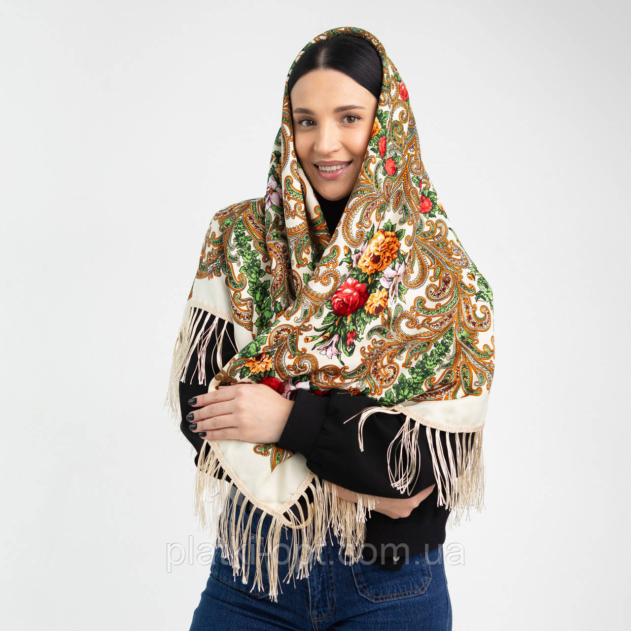 Хустка українська з тороками "Лілія" 110х110 см (кремова)