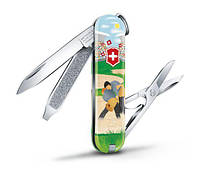 Складной карманный нож Victorinox Classic Limited Edition Swiss Wrestling 58 мм 7 функций (0.6223.L2009)