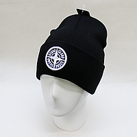 Тёплая шапка стон айленд (stone island) чёрного цвета с белой вышивкой ZE00023-1