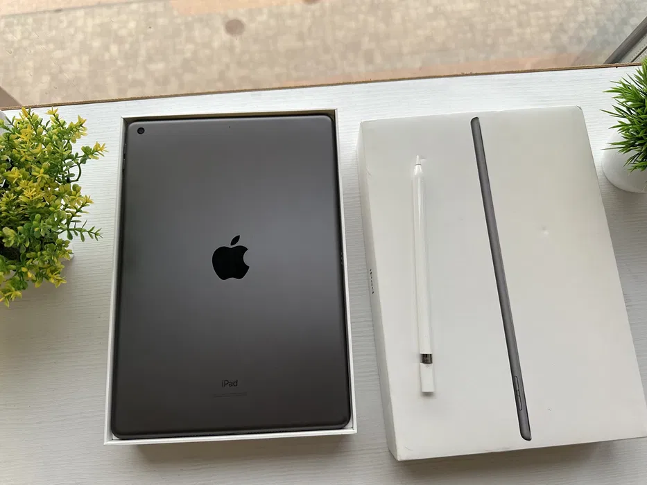 iPad第8世代 WiFi＋Cellular32GB ＋Apple Pencil 楽天市場】iPad（第8世代） Wi-Fi 本体 32GB 10.2インチ Apple