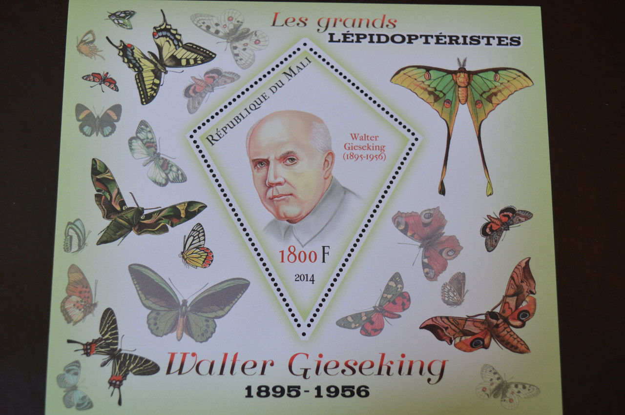 Марки. Фауна. Блок. 2010 рік (А-31)