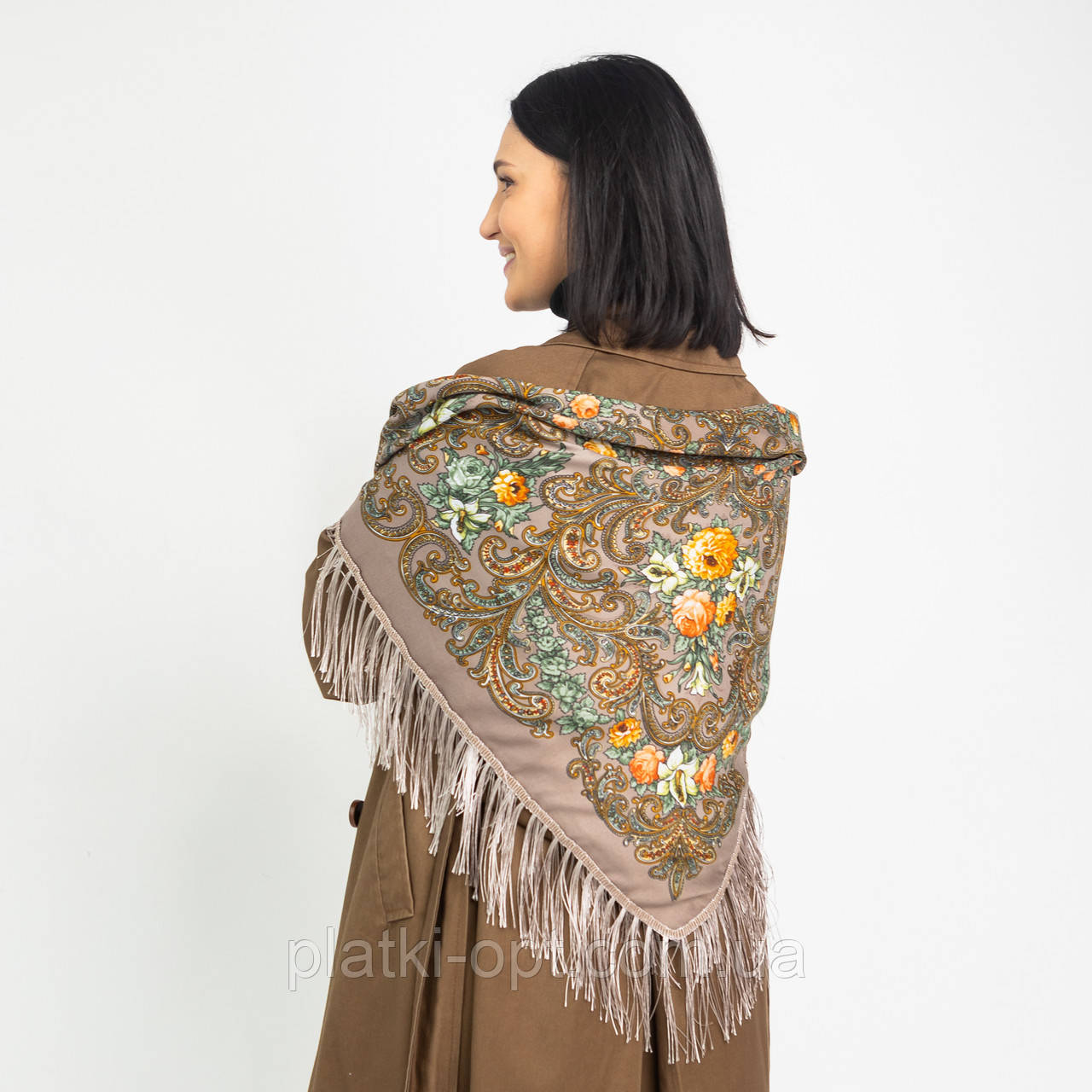 Хустка українська з тороками "Лілія" 90х90 см (капучіно), фото 1