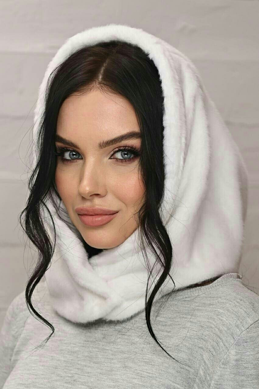 Капюшон з екохутра норка, колір білий