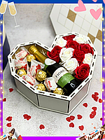 Подарочный бокс сюрприз на день рождения Подарочная коробка с розами на день влюбленных для девушки