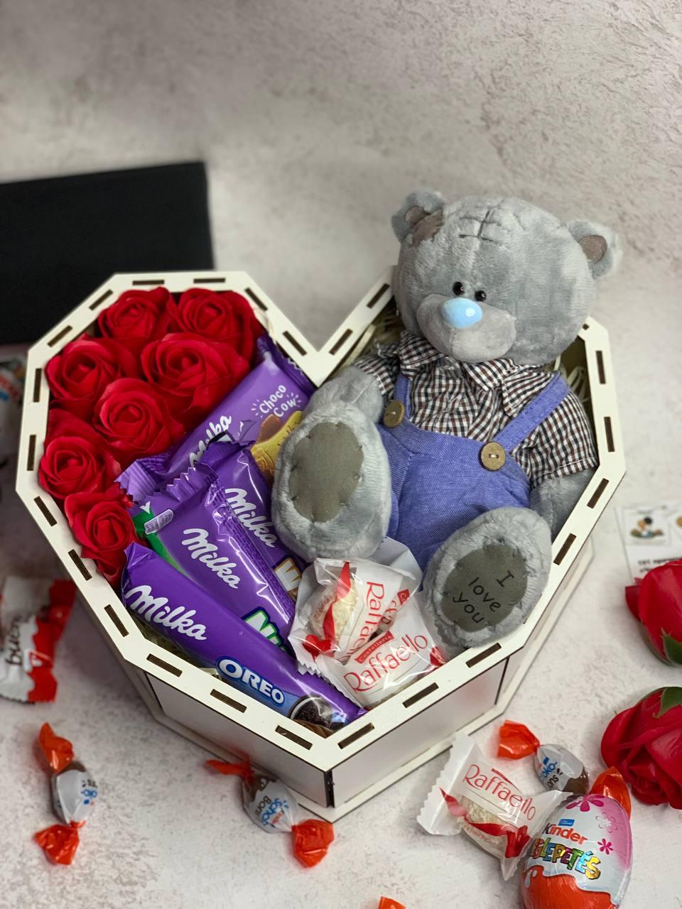Сувенирные и подарочные наборы со сладостями Подарочные боксы для девушек Подарок для мамы с мишкою с розами l - фото 9 - id-p2022794338