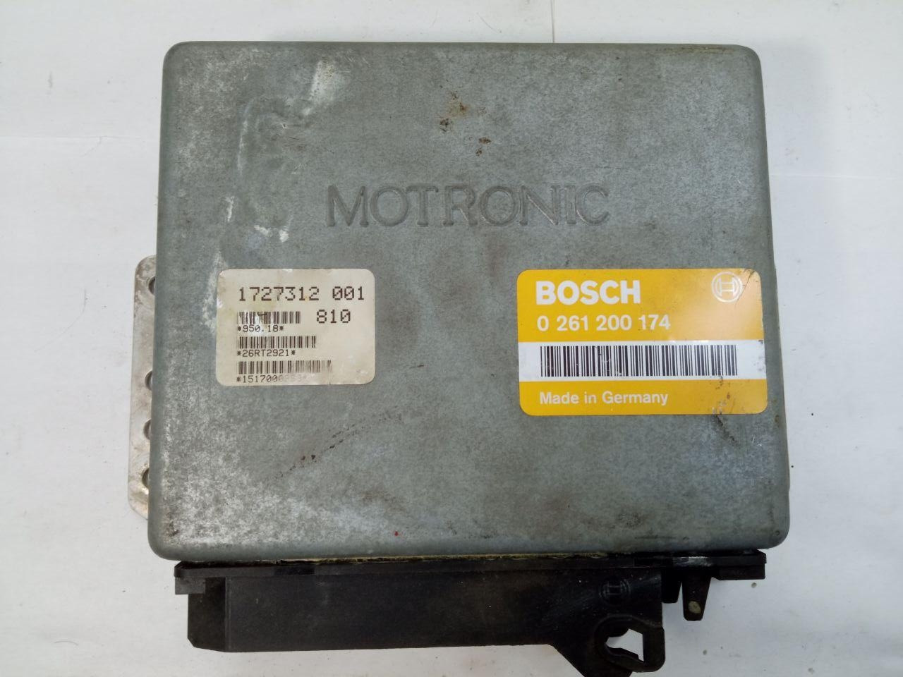 Електронний блок керування BMW E30 Bosch 0 261 200 174 / 1727312 001 / 0261200174