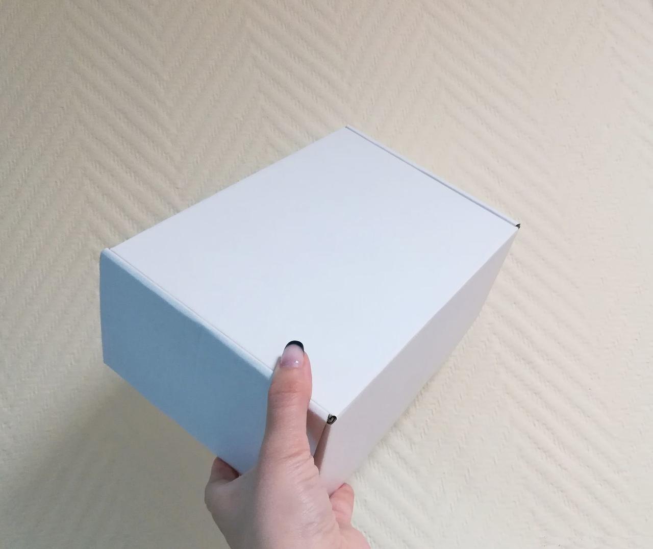 Коробка белая подарочная самосборная картонная упаковка для подарков 170х120х100 мм (От 50 шт...) - фото 3 - id-p2023042051