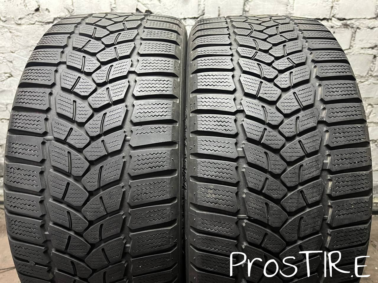 Зимові шини б/у 225/45 R17 Firestone WinterHawk 3