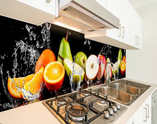 Кухонна панель жорстка ПЕТ фрукти у воді, з двостороннім скотчем 62 х 205 см, 1,2 мм