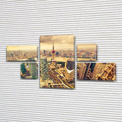 Картина Вишка модульна в місті на Полотні сін., 60x110 см, (18x35-2/18х18-2/60x35)