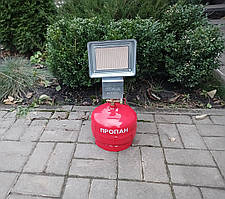 Газовий балон із пальником для обігрівання