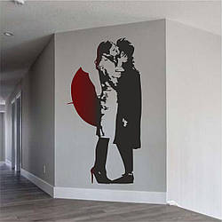 Трафарет для фарбування малюнку на стіні Закохана пара з парасолею одноразовий з самоклеючої плівки 190 х 95 см