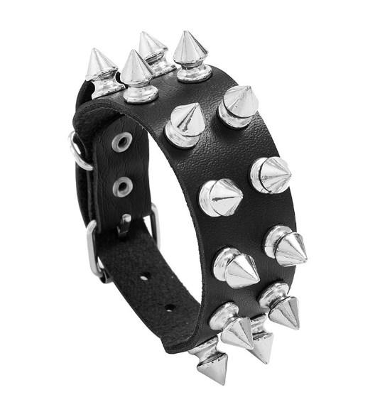 Браслет шкіряний на руку із шипами чорний, фото 1