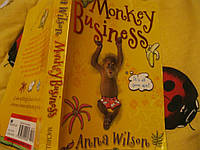 MONKEY BUSINESS ANNA Wilson книга на английском языке роман новая из БРИТАНИИ