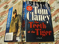 На английском языке книга TOM CLANCY английский!!!