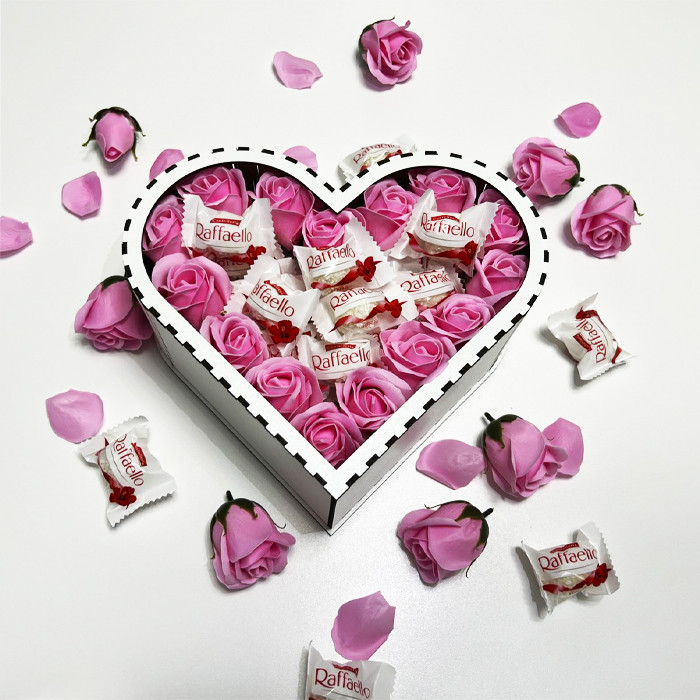 Подарок с розовыми розами и раффаэлло PRO 30х25 см 30 шт Розовый - фото 2 - id-p2023857232