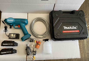 Аккумуляторная минимойка Makita DHW040 5 Ач для мытья автомобиля с дополнительным аккумулятором