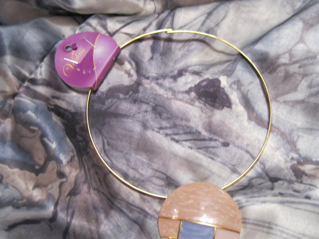Колье!ожерелье подвеска металлическая золотое c розовой круглой подвеской-кулоном под горло - фото 3 - id-p360570123