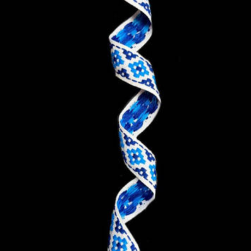 Стрічка оздоблювальна з українським орнаментом 15 мм колір біла з синьо-блакитним орн