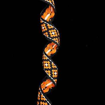 Стрічка оздоблювальна з українським орнаментом 15 мм колір чорна з біло-помаранчевим орнаментом