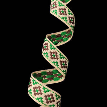 Стрічка оздоблювальна з українським орнаментом 15 мм колір бежева з зелено-коричневим орнаментом