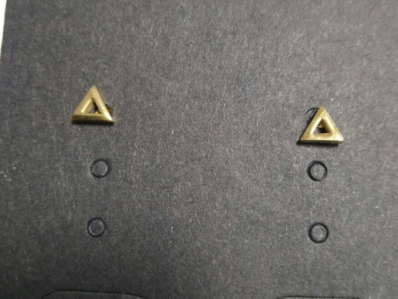 Сталеві сережки - Маленький наскрізний трикутник