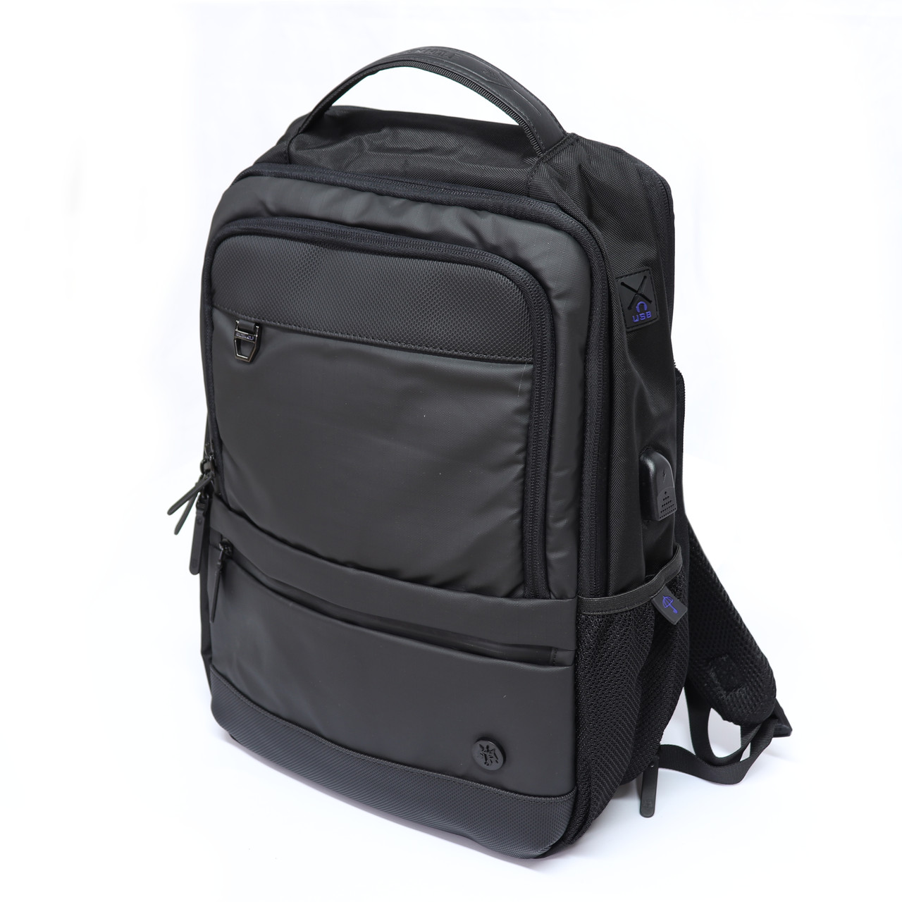 Класичний дорожній рюкзак для ноутбука до 15,6" Arctic Hunter чорний