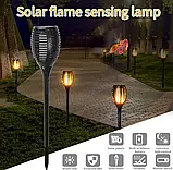 Водонепроникний ліхтар 52 см з ефектом полум'я Solar flame led light sensor activated, Ліхтар для саду, фото 4