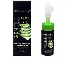 Заспокійливий та очищувальний засіб для вмивання GENTLE Kiss Beauty ALOE зі щіточкою, Пінка для вмивання, фото 6