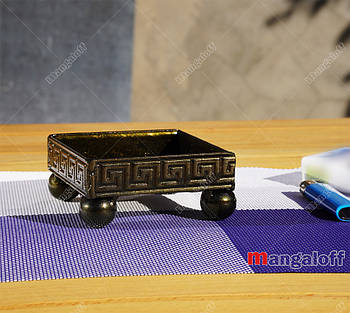 Металева попільничка "Фараон"