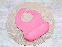 Нагрудник детский (слюнявчик) силиконовый для прикорма с карманом Розовый