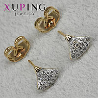 Серьги пуссеты гвоздики золотистого цвета размер 7х8 мм фирма Xuping Jewelry ёлочки с белыми стразами